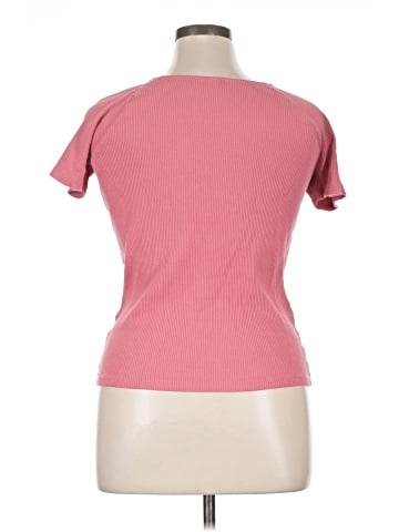Uniqlo Short Sleeve T-Shirt (view 2)