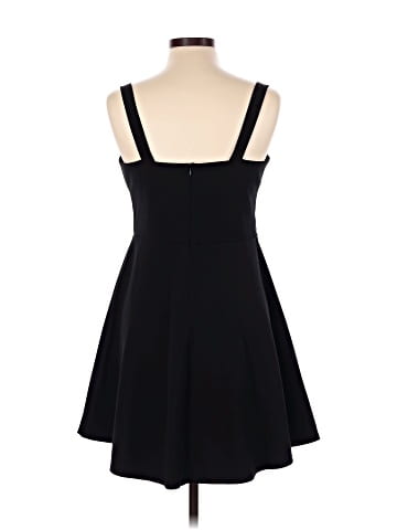 Trendyol Casual Dress (view 2)