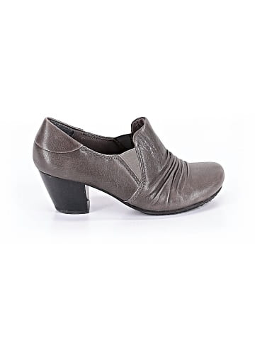 Bare Traps Heels (view 1)