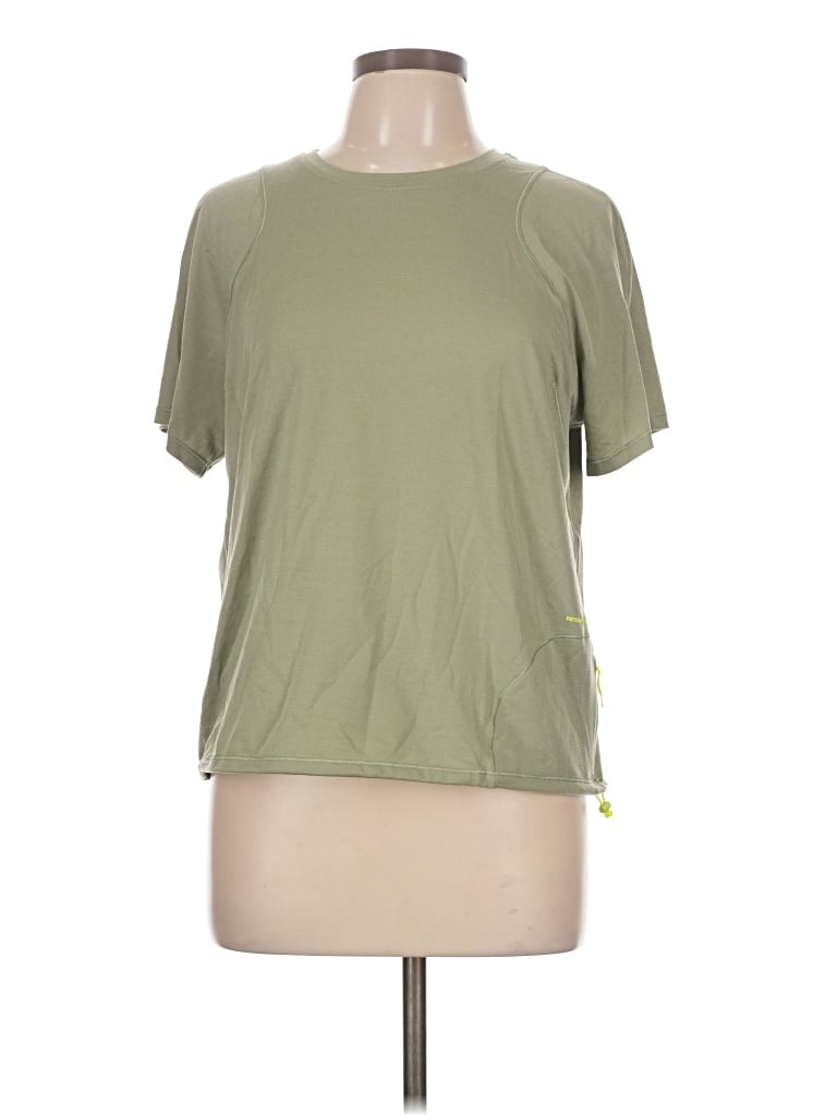 Pre-owned Lululemon Athletica Active T-shirt In Green
