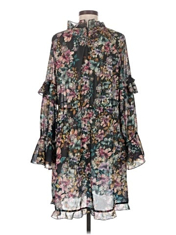H&M Casual Dress (view 2)