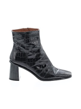 Intentionally Ankle Boots
