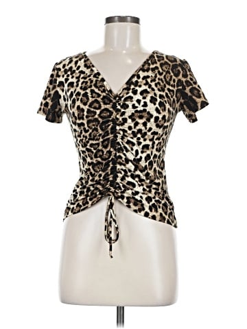 Free Kisses Short Sleeve Top (view 1)