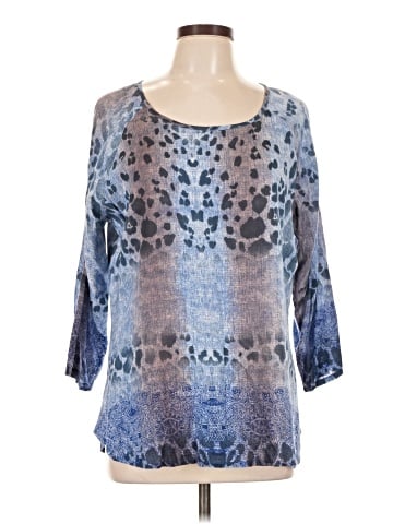 Parsley & Sage 3/4 Sleeve Blouse (view 1)