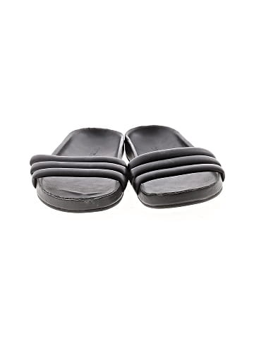 Old Navy Sandals (view 2)