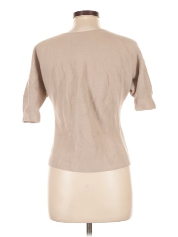 Uniqlo Short Sleeve T-Shirt (view 2)