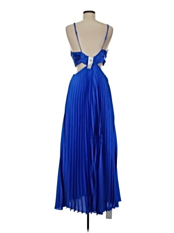 Abercrombie & Fitch Cocktail Dress (view 2)
