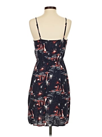 Old Navy Casual Dress (view 2)
