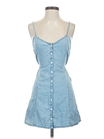 American Eagle Outfitters Casual Dress (view 1)