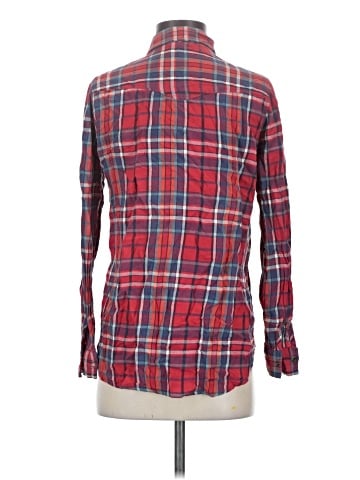 Forever 21 Long Sleeve Button-Down Shirt (view 2)