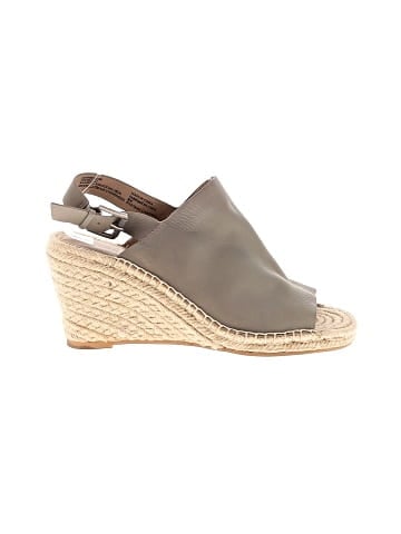 Caslon Wedges (view 1)