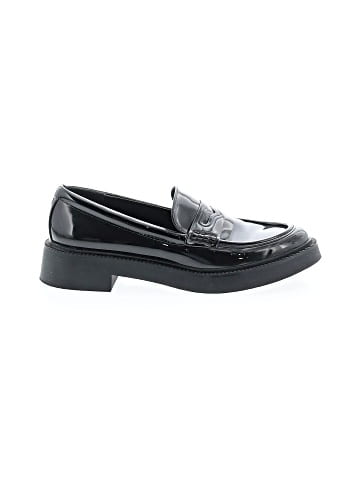 Zara Flats (view 1)