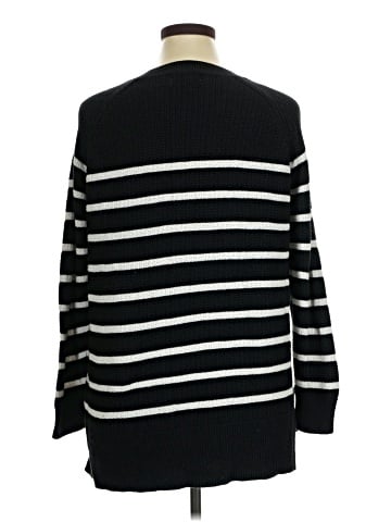 Old Navy Pullover Sweater (view 2)