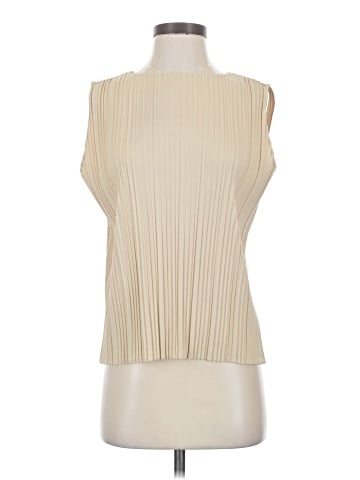 Uniqlo Sleeveless T-Shirt (view 1)