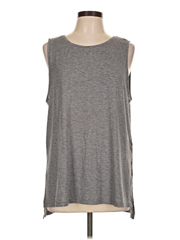 Gap Fit Sleeveless T-Shirt (view 1)