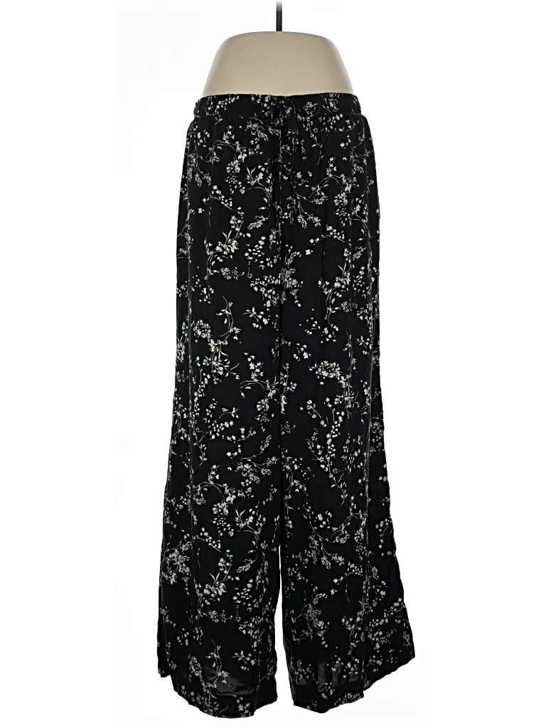 Pre-owned Torrid Casual Pants In Black