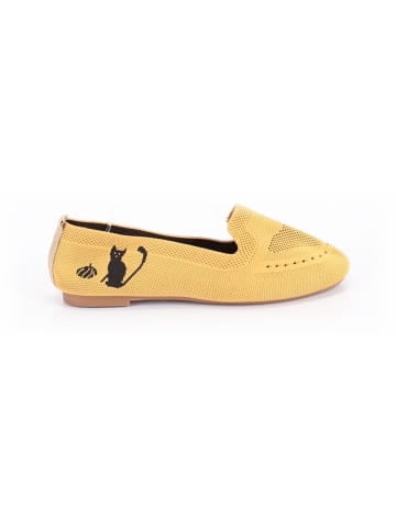 Unbranded Flats (view 1)