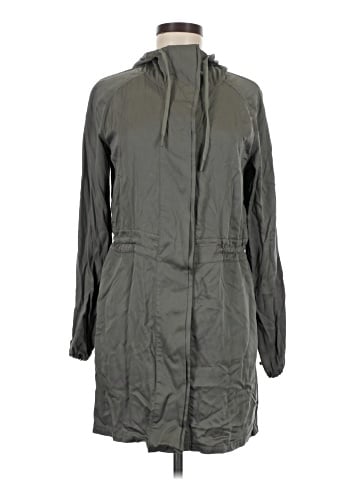 Lululemon Athletica Raincoat (view 1)