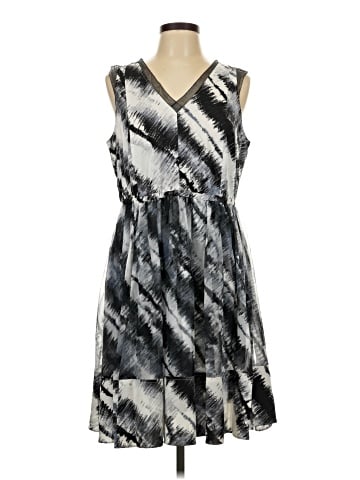 Simply Vera Vera Wang Casual Dress (view 1)