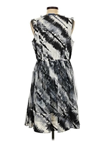 Simply Vera Vera Wang Casual Dress (view 2)