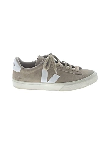 VEJA Sneakers (view 1)