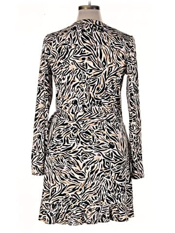 Lilly Pulitzer Casual Dress (view 2)