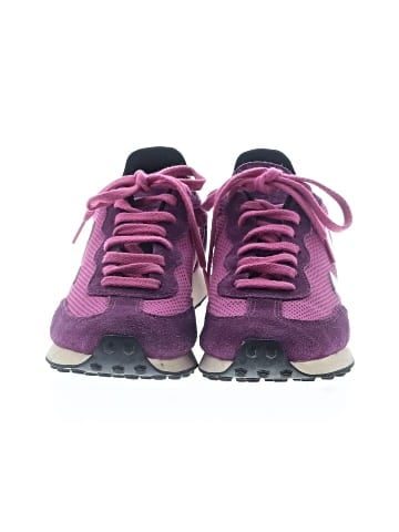 VEJA Sneakers (view 2)