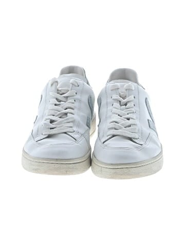 VEJA Sneakers (view 2)