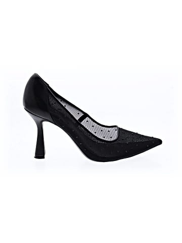 Kelly & Katie Heels (view 1)