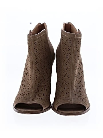 Restricted Shoes Ankle Boots (view 2)