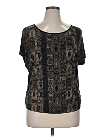 Vanilla Star Short Sleeve Top (view 1)