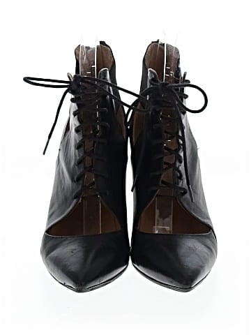 Banana Republic Heels (view 2)