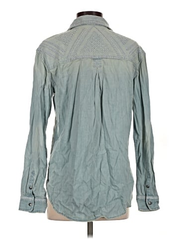 American Eagle Outfitters Denim Jacket (view 2)