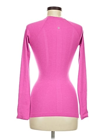 Lululemon Athletica Long Sleeve T-Shirt (view 2)