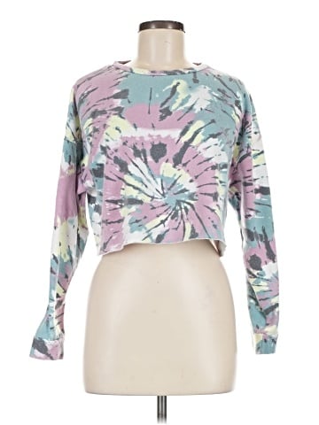 colsie Pullover Sweater (view 1)