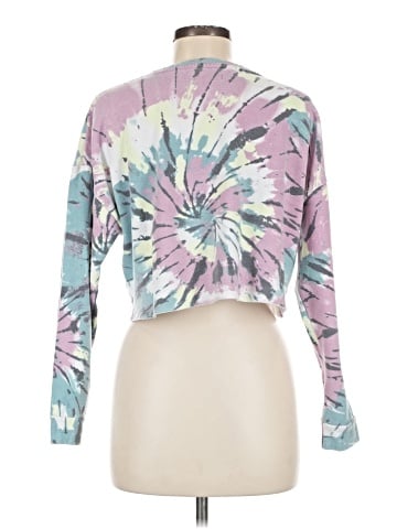 colsie Pullover Sweater (view 2)
