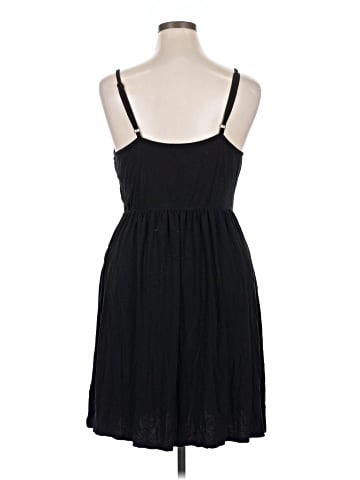 Hot Topic Casual Dress (view 2)
