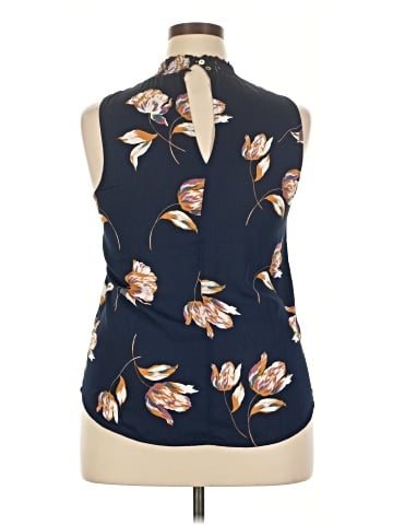 Daniel Rainn Tank Top (view 2)