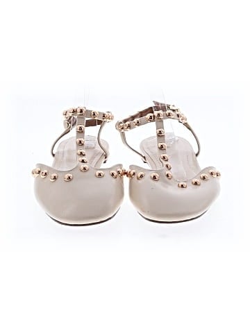 Zara Flats (view 2)