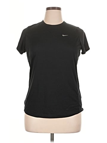 Nike Active T-Shirt (view 1)