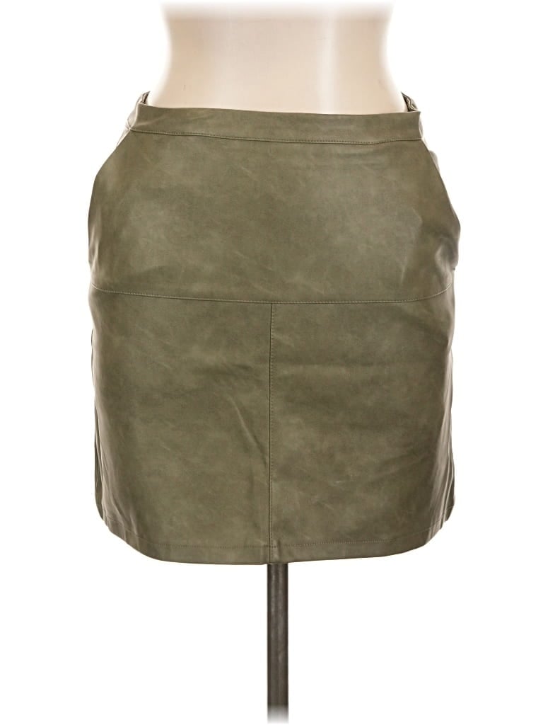 Pre-owned Shinestar Faux Leather Skirt In Green
