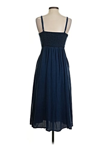 Old Navy Casual Dress (view 2)