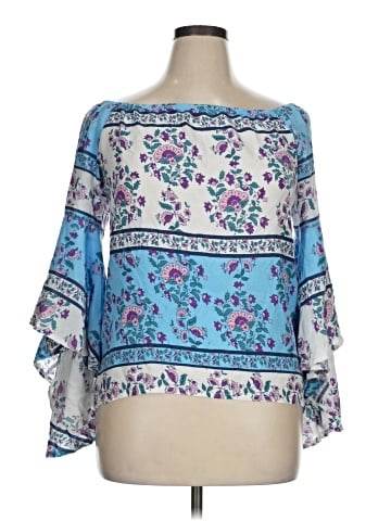 Jaase 3/4 Sleeve Blouse (view 1)
