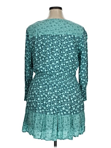 Vineyard Vines Casual Dress (view 2)