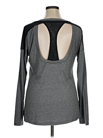 Calia by Carrie Underwood Long Sleeve T-Shirt (view 2)