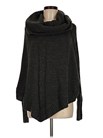 Alya Poncho (view 1)