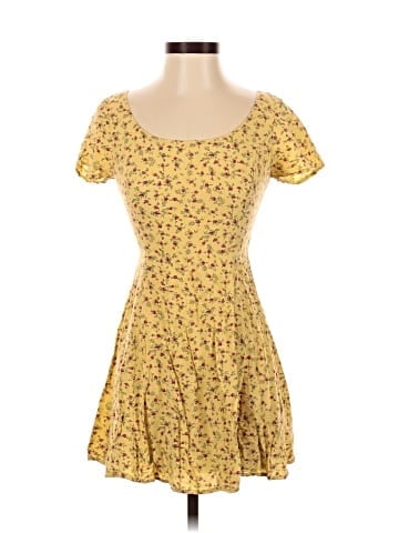 Forever 21 Casual Dress (view 1)