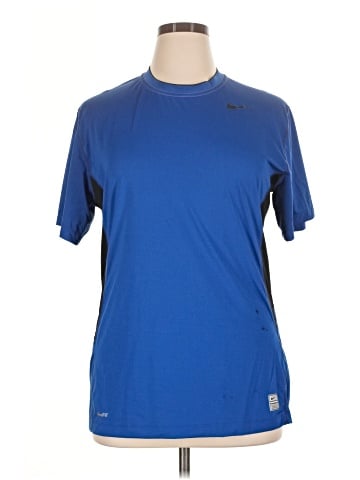 Nike Active T-Shirt (view 1)