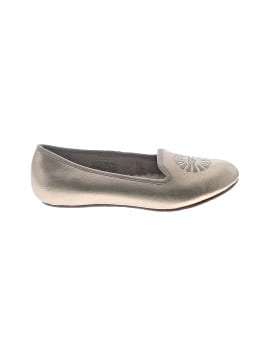Ugg Flats (view 1)