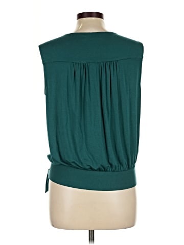 Amour Vert Sleeveless Blouse (view 2)